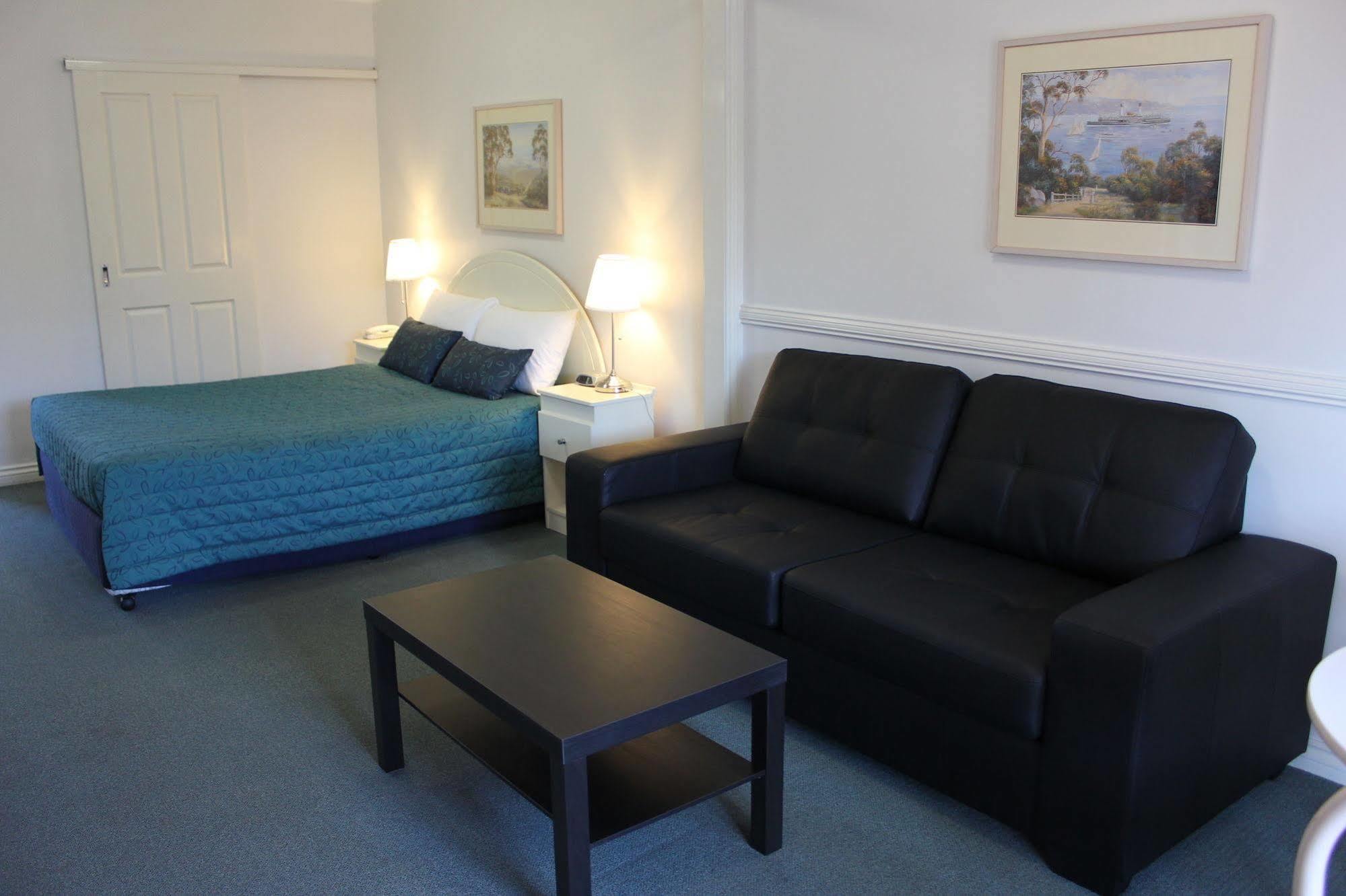 Toowong Central Motel Apartments Брісбен Екстер'єр фото